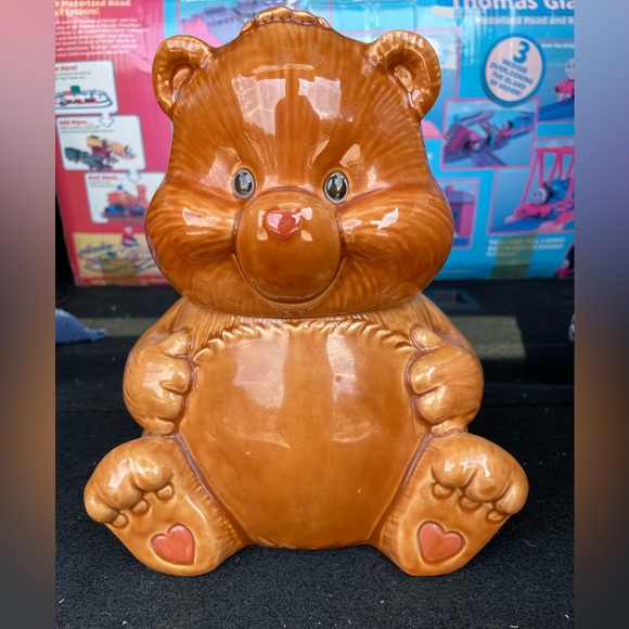 Vintage Brown Bear with Heart on Bottom Cookie Jar - Picture 7 of 7
